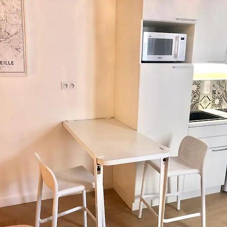 Design Suite Vieux Port Appartement Tout Equipe Climatise Marseille Extérieur photo