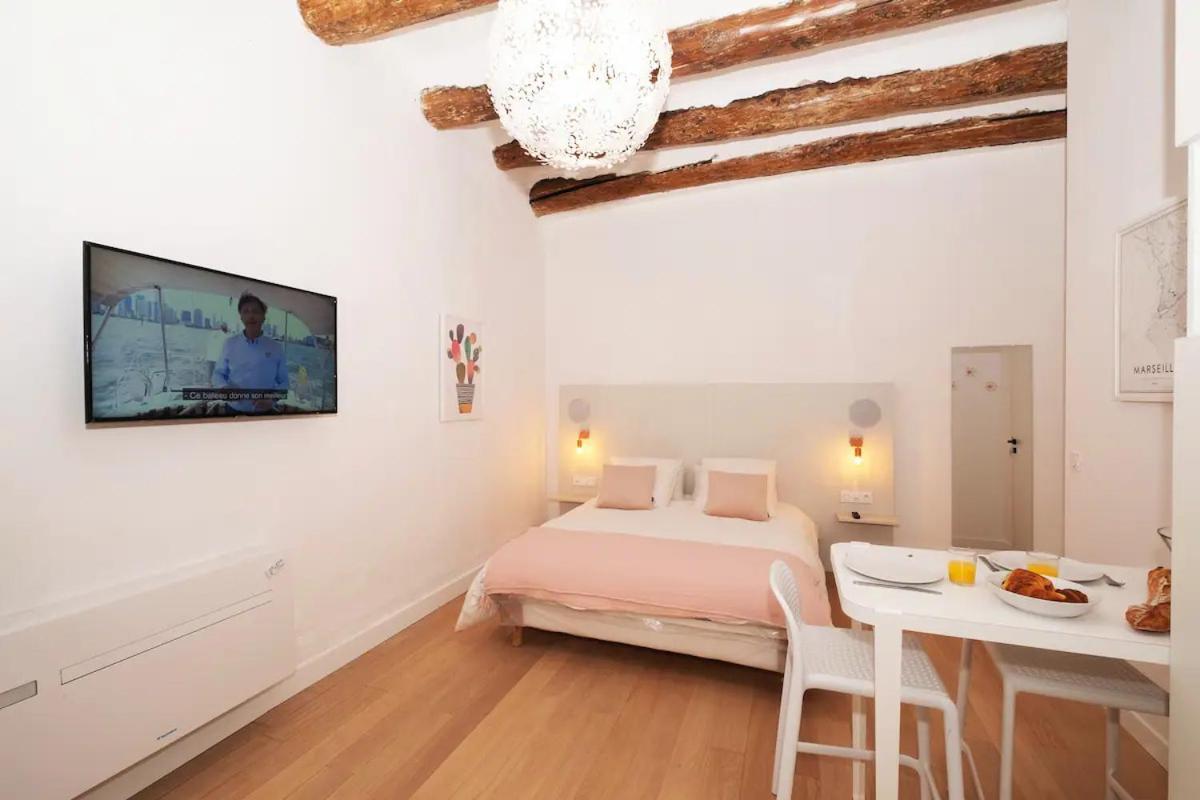 Design Suite Vieux Port Appartement Tout Equipe Climatise Marseille Extérieur photo